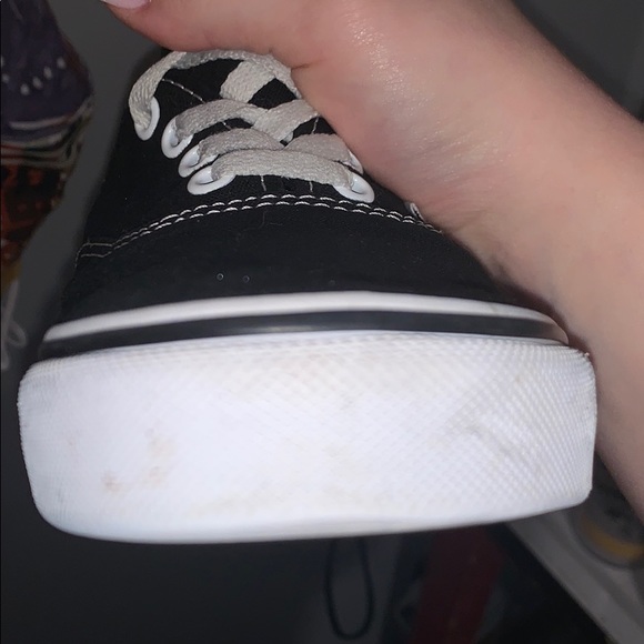 Vans - Picture 4 of 7